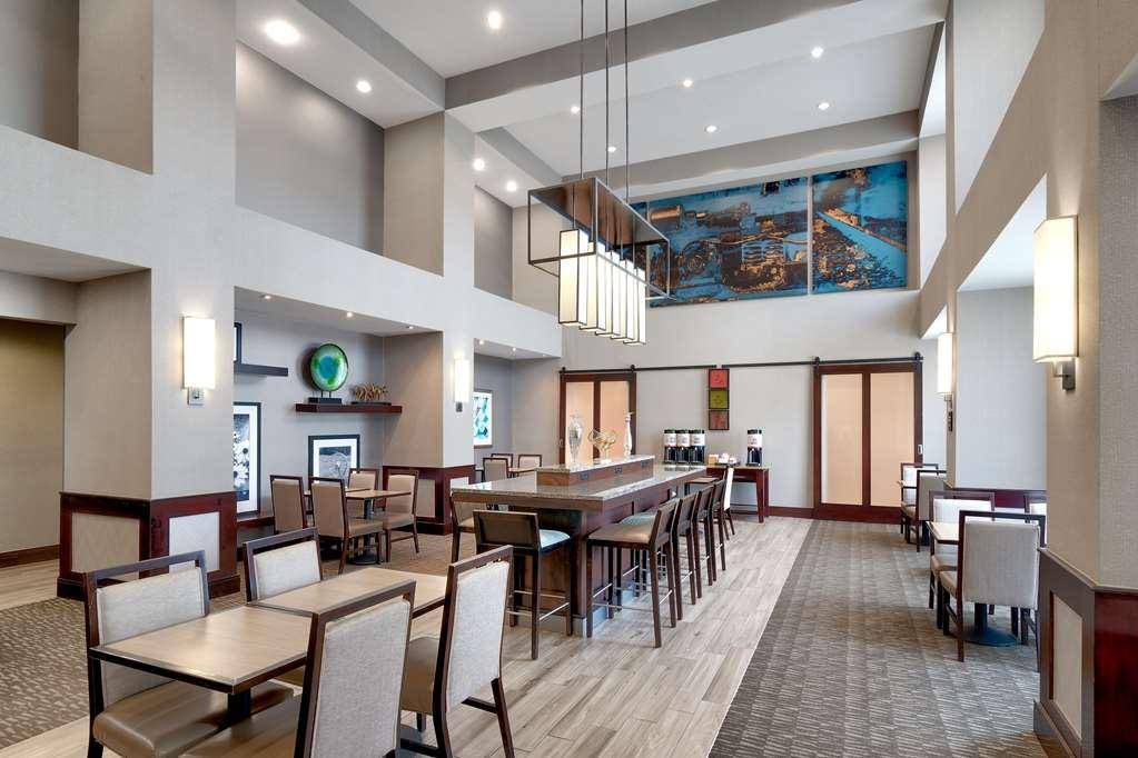 Hampton Inn & Suites Ft Worth-Берлесон Ресторан фото