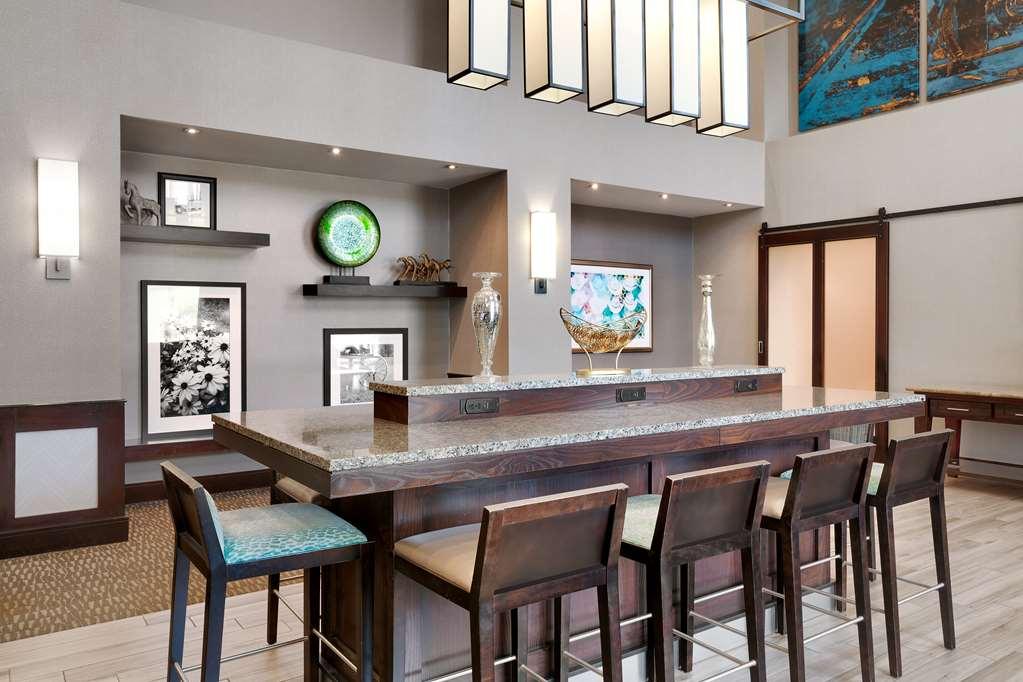 Hampton Inn & Suites Ft Worth-Берлесон Ресторан фото